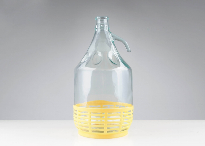 Tradycyjna produkcja alkoholi, Gąsior, Domowe trunki, Szczelność i bezpieczeństwo, Szkło i naturalność, Alkohol