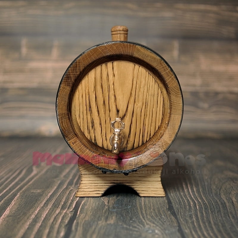 beczka-debowa-z-kranikiem-i-podstawka