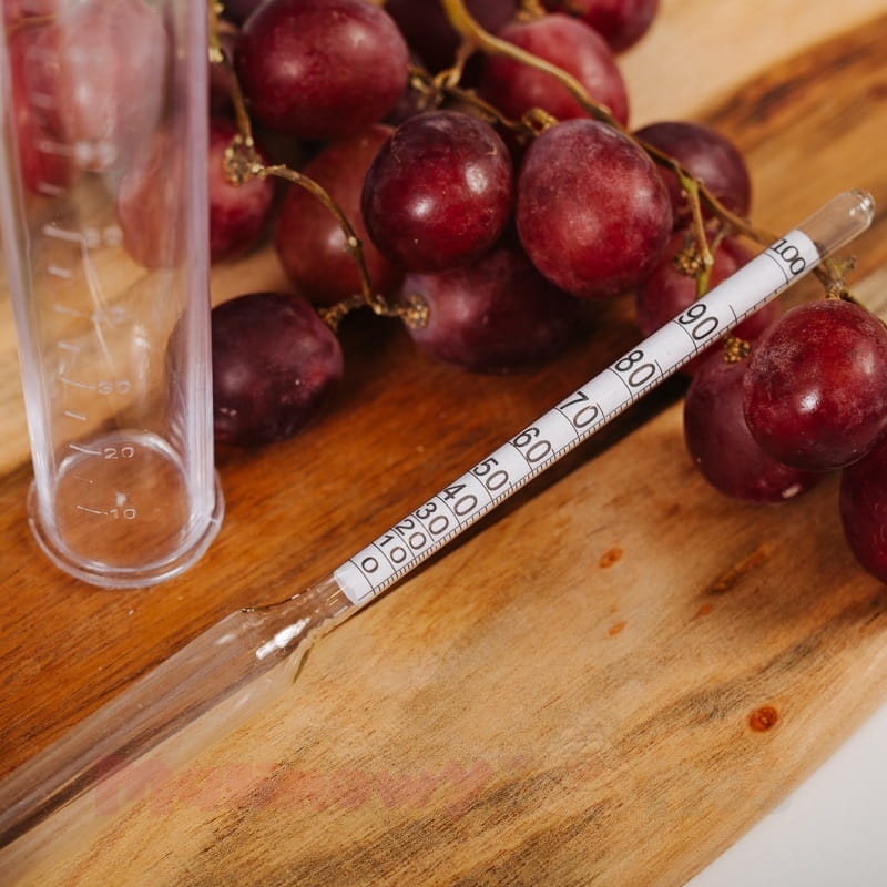 Pomiar zawartości alkoholu, Domowa produkcja alkoholu, Precyzyjność , Tradycyjne wytwarzanie alkoholu, Zawartość alkoholu w napojach, Pasja do alkoholi domowej roboty, Destylacja i warzenie