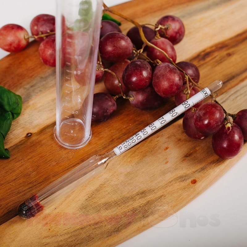 Pomiar zawartości alkoholu, Domowa produkcja alkoholu, Precyzyjność , Tradycyjne wytwarzanie alkoholu, Zawartość alkoholu w napojach, Pasja do alkoholi domowej roboty, Destylacja i warzenie