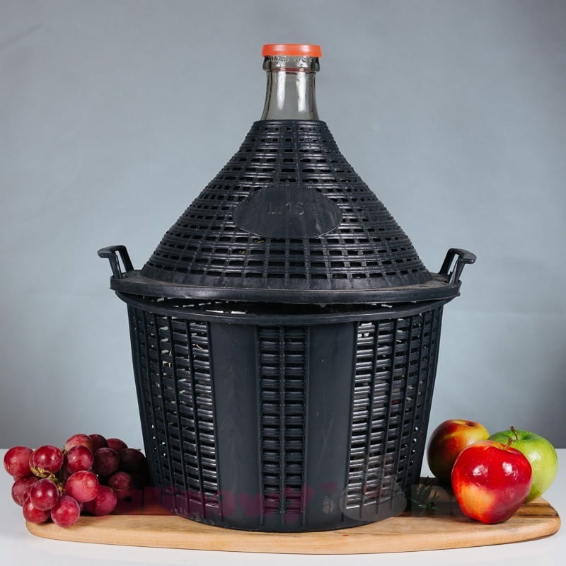 sprzęt, akcesoria, domowa produkcja, winiarstwo, alkohol, fermentacja, przechowywanie