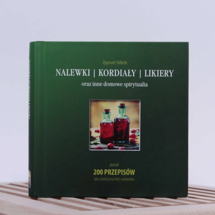 ksiazka-o-nalewkach-kordialach-likierach